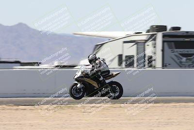 media/Apr-20-2025-CVMA (Sun) [[39090e8767]]/Race 16-Formula Middleweight/